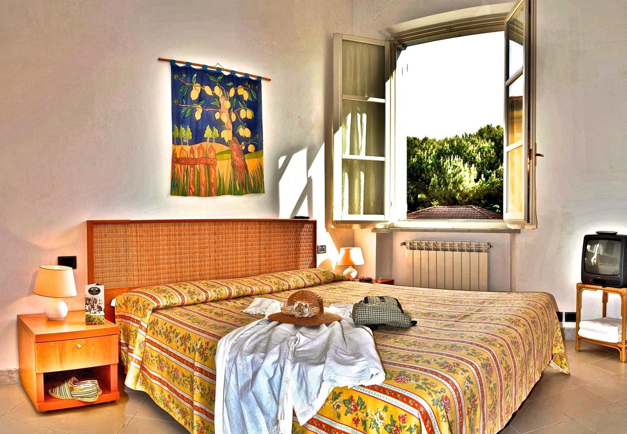 Hotel Villa Fiorisella Марина-ди-Масса Экстерьер фото
