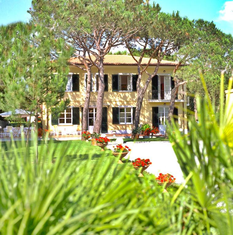 Hotel Villa Fiorisella Марина-ди-Масса Экстерьер фото